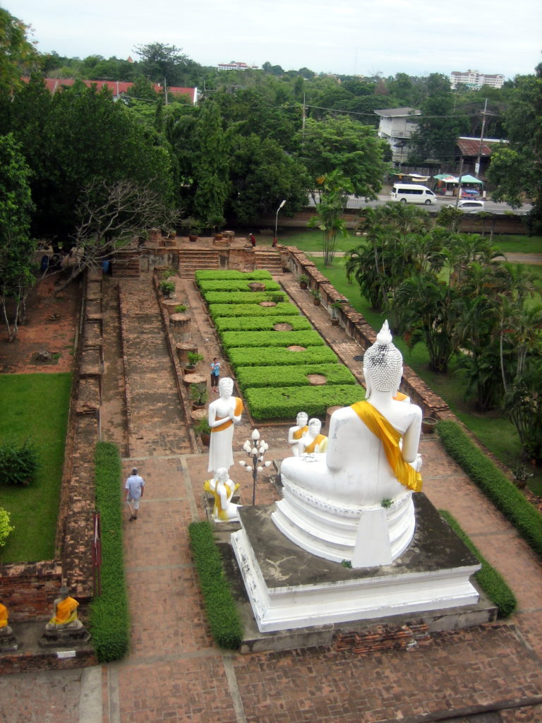 Wat Yai Chaya Mongkol