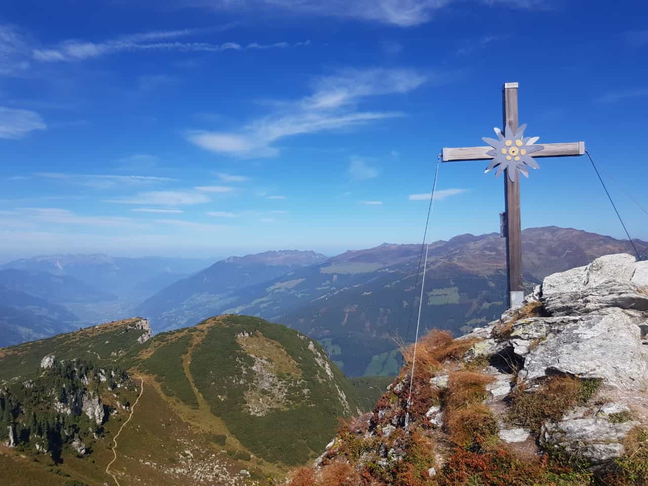 Gipfelkreuz: Steinkarspitze